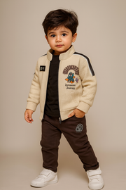 "Let your little explorer rock the winter in this stylish cartoon jacket & denim set! ❄️