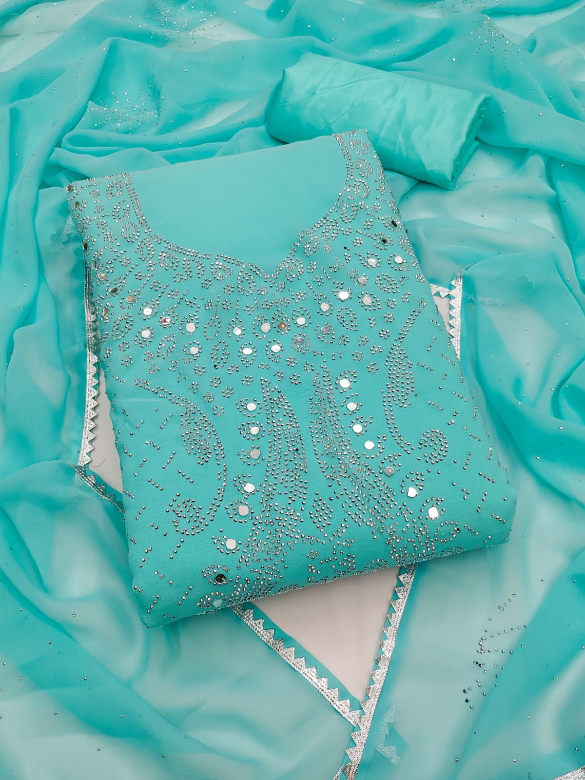 Ensemble with Swarovski Diamond Work ✨