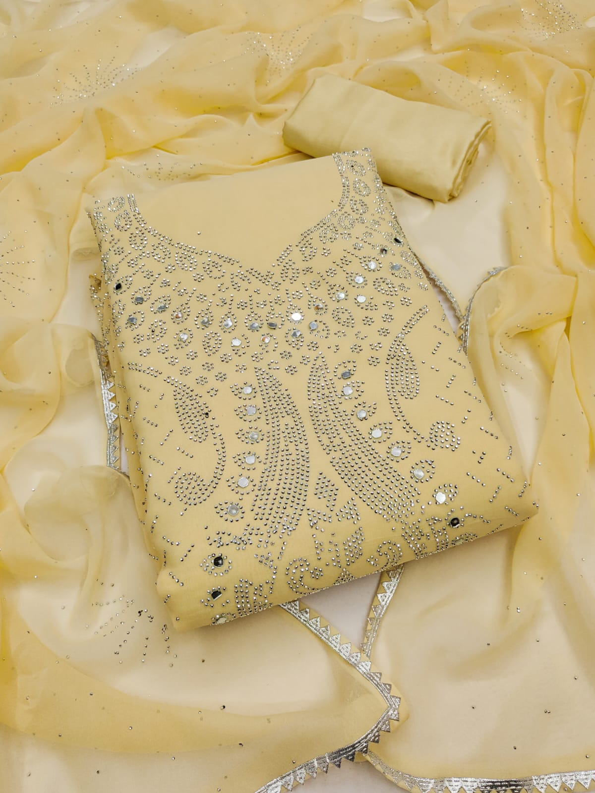 Ensemble with Swarovski Diamond Work ✨
