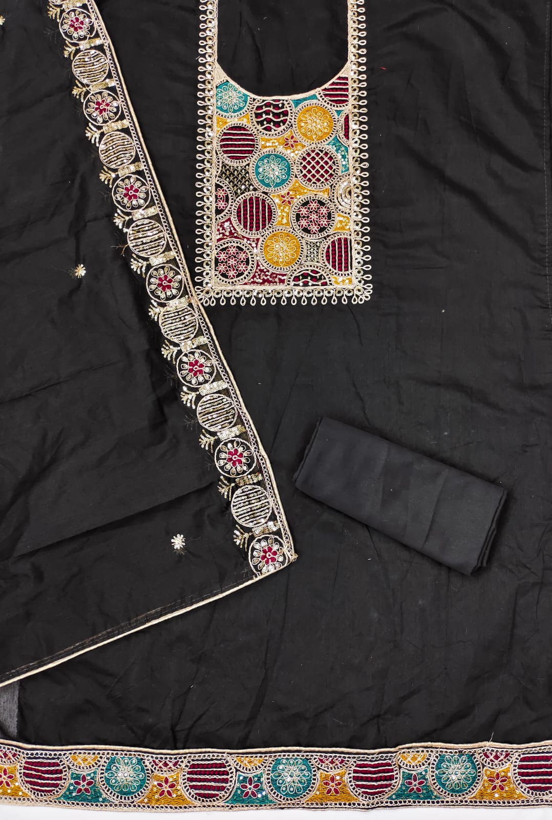 Silk Embroidered Suit Set with Sequins Work