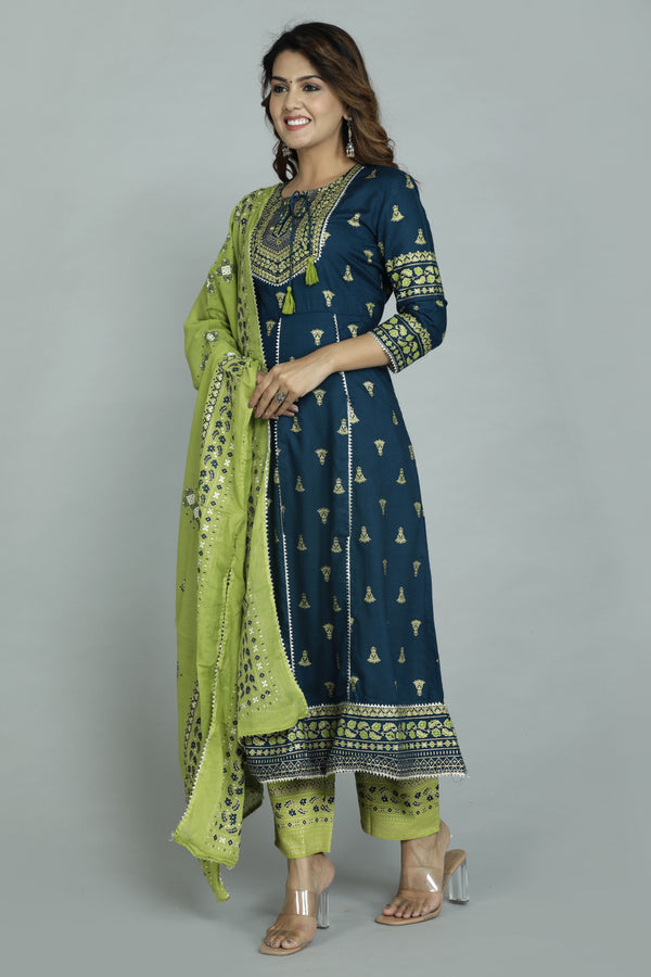 Women V.R Kurta Pant Dupatta Set