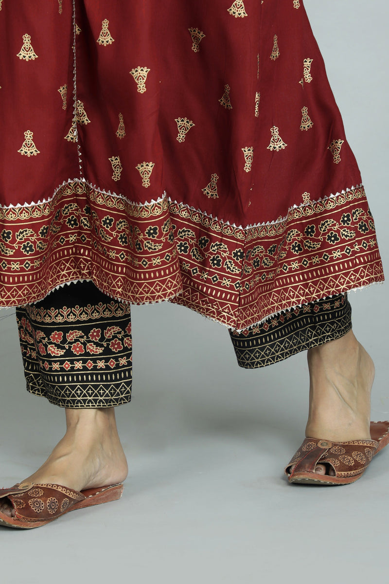 Women V.R Kurta Pant Dupatta Set