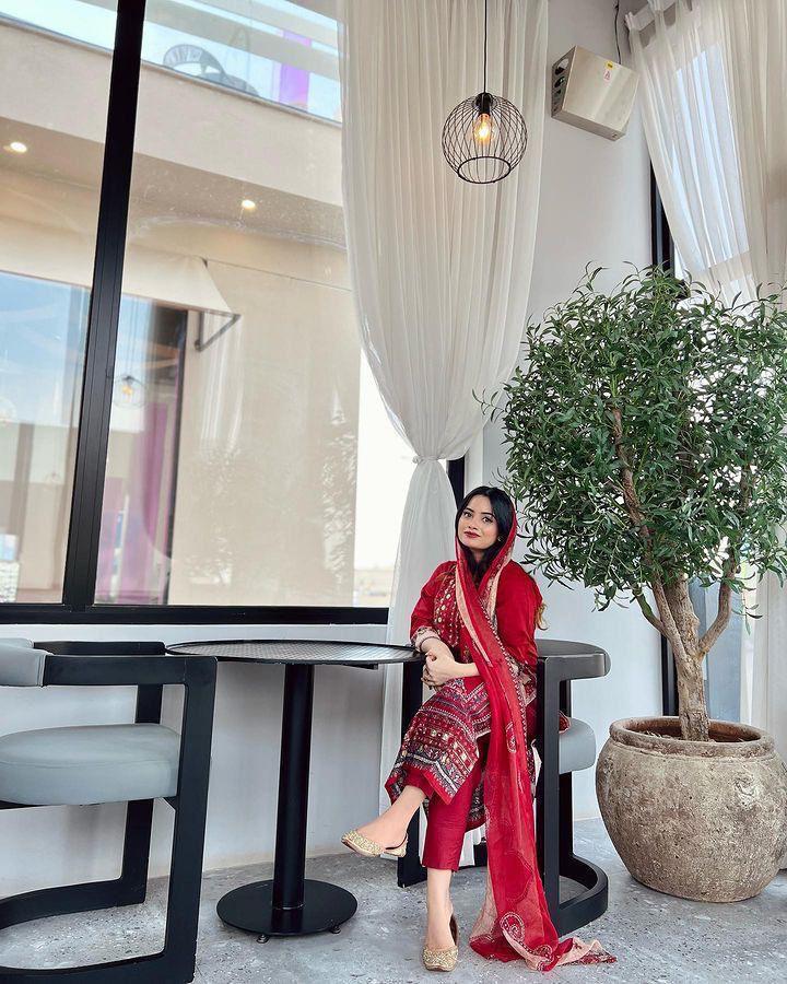 HAZZEL®️ – FIRDOUS & AYZEAL - Semi Stitched
