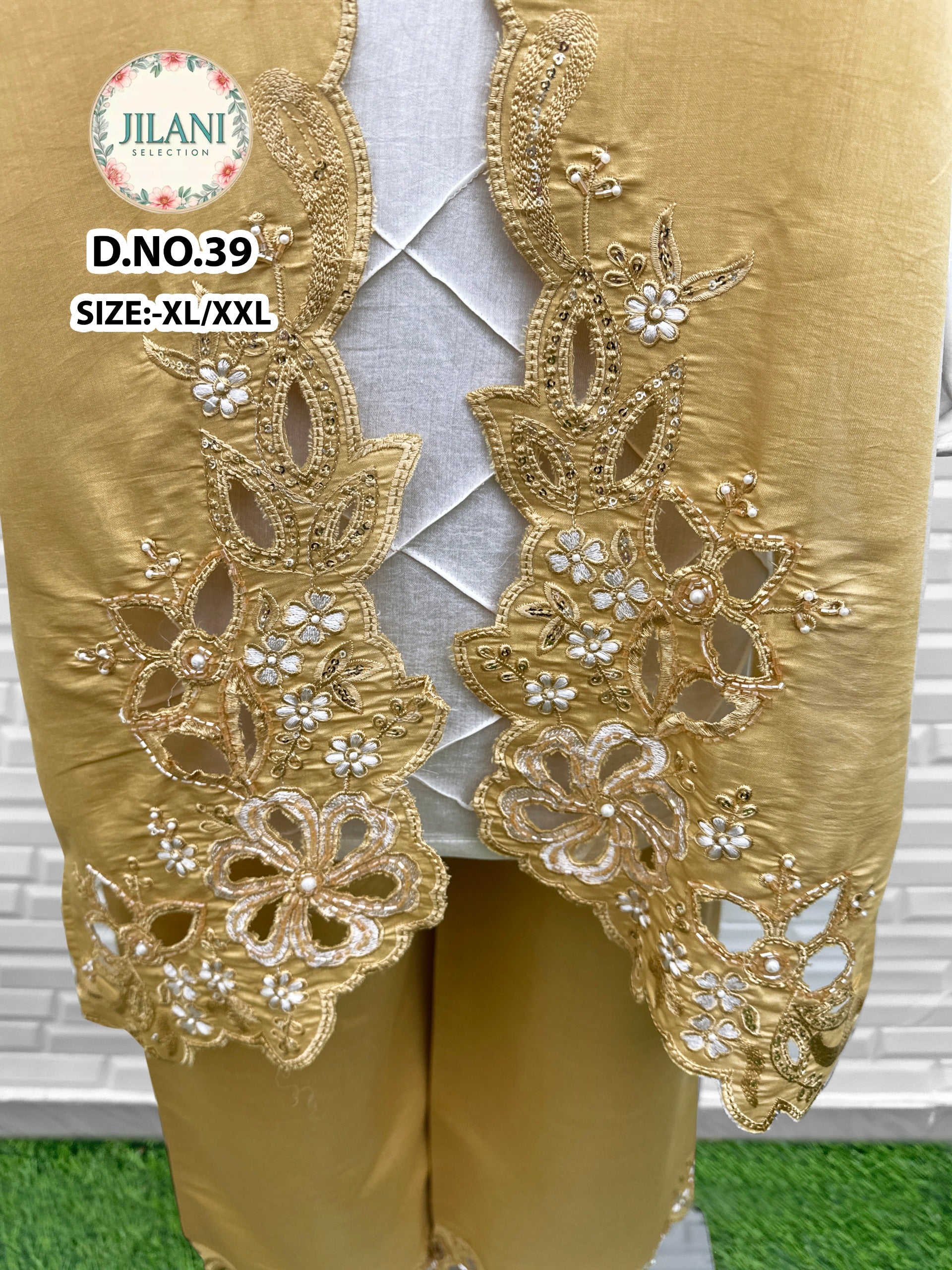 🌟 Elegant Gold Embroidered 3-Piece Suit – Size XL/XXL |