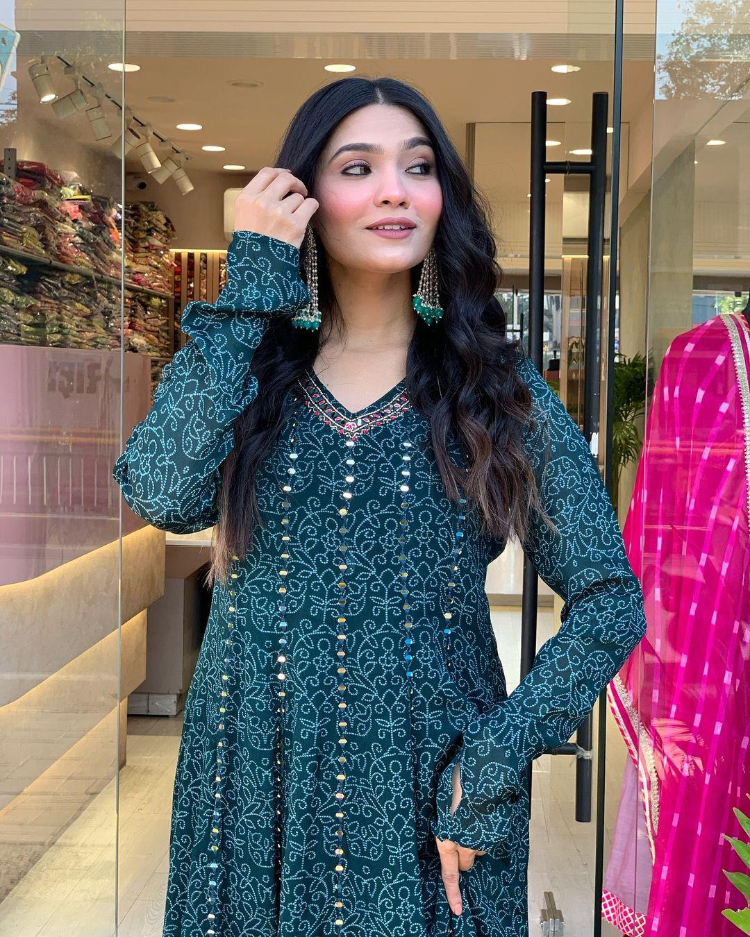 Premium Masleen Cotton Embroidery Kurti with Sephon Dupatta – AL