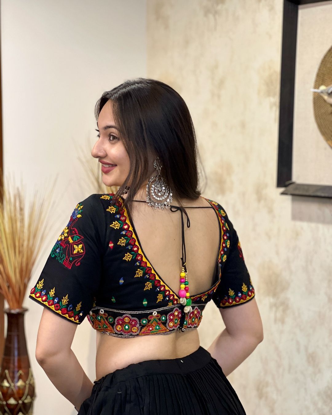 Vibrant Navaratri Special Lehenga Choli Set – Celebrate in Style! ✨ (AL)