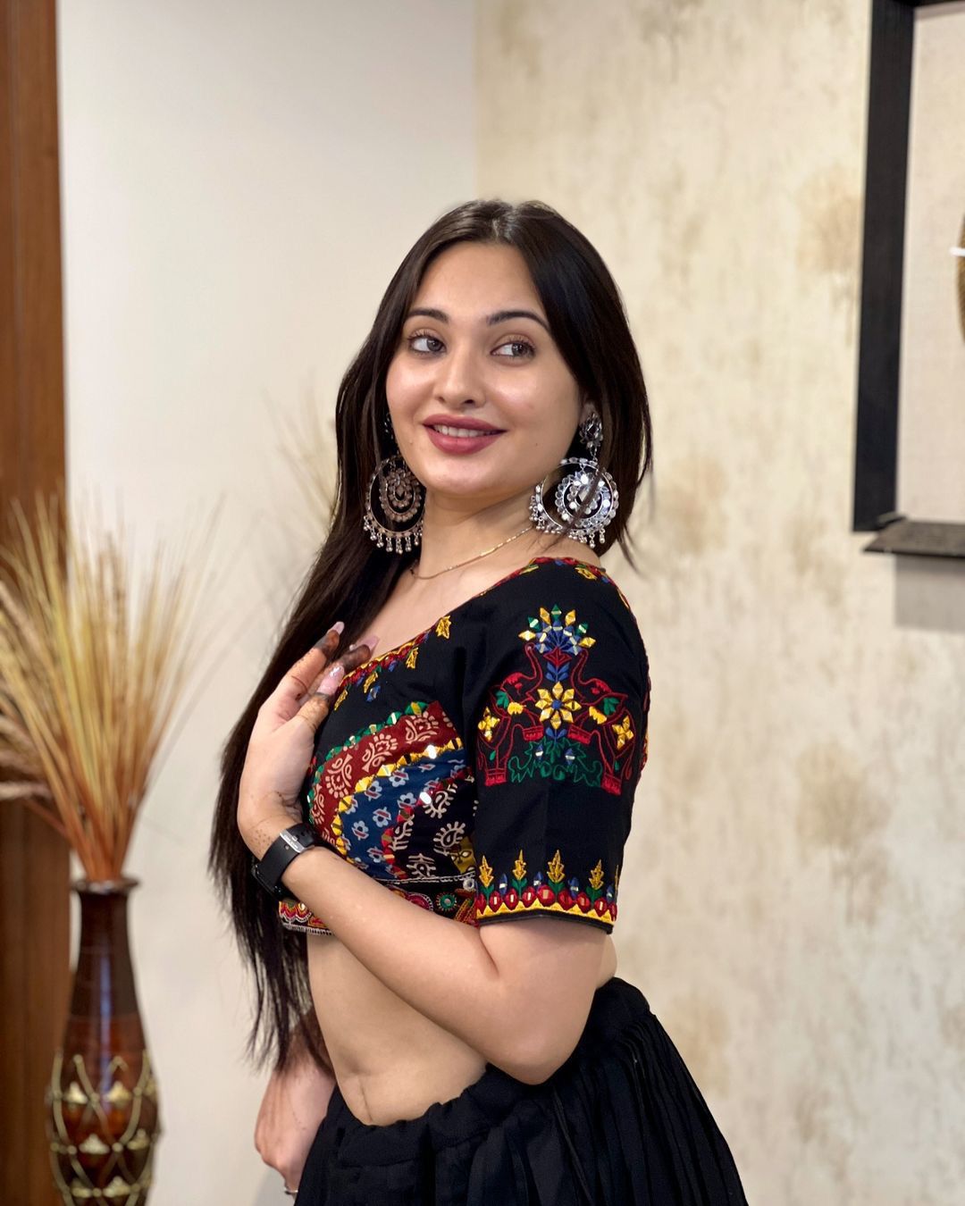 Vibrant Navaratri Special Lehenga Choli Set – Celebrate in Style! ✨ (AL)