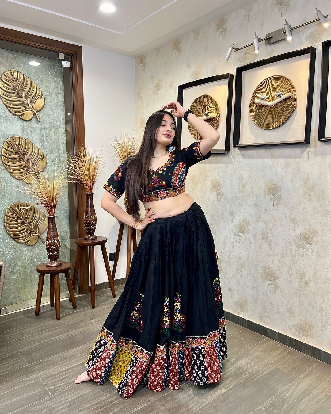 Vibrant Navaratri Special Lehenga Choli Set – Celebrate in Style! ✨ (AL)