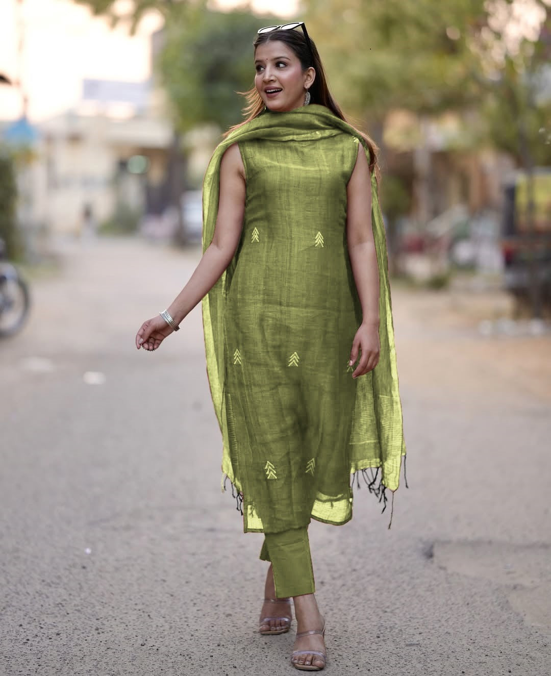 KURTI WITH LINEN DUPATTA SET KF