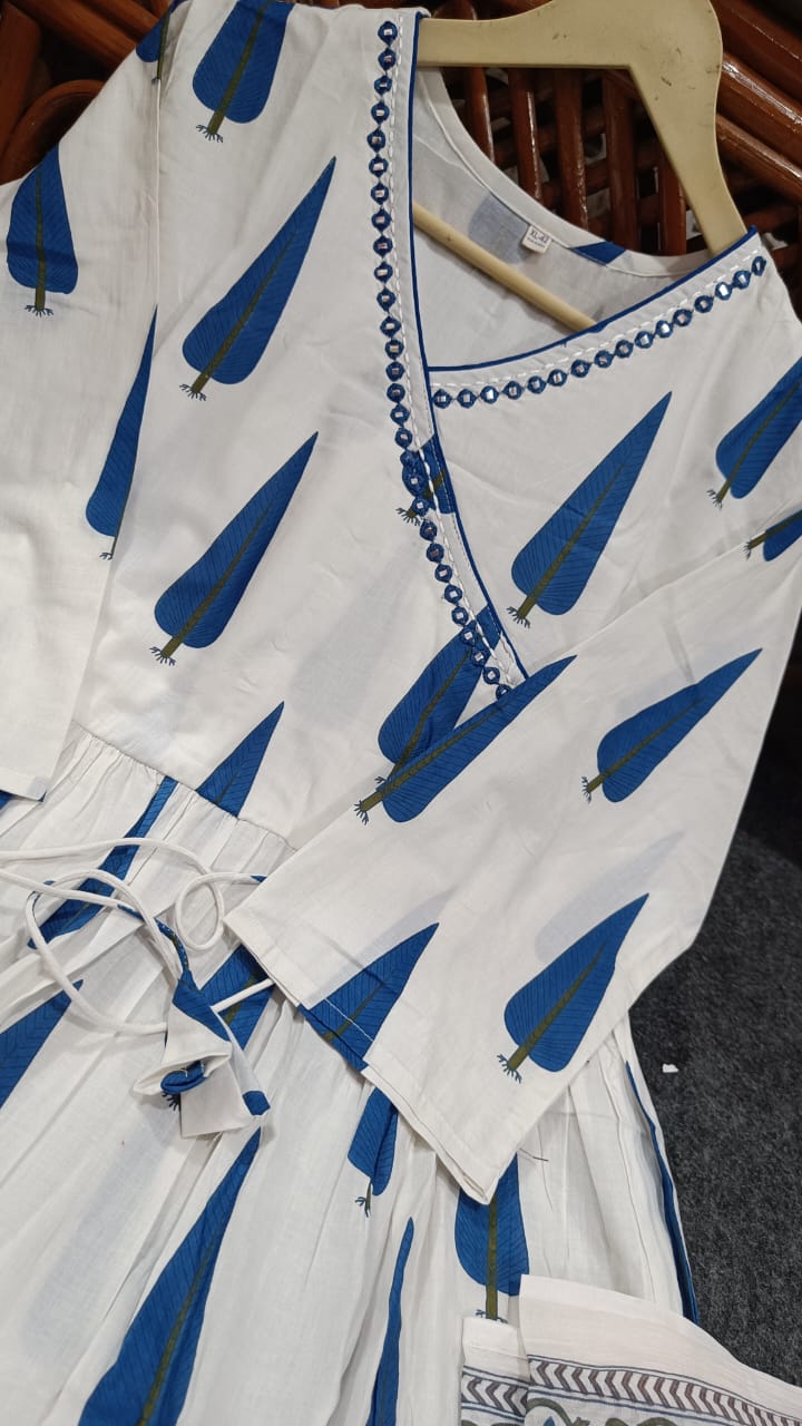 EMBROIDERY & MALMAL DUPATTA KF