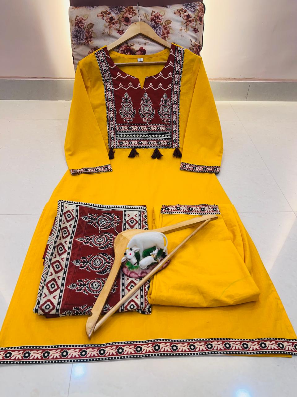 SUIT WITH EMBROIDERY & DUPATTA KF