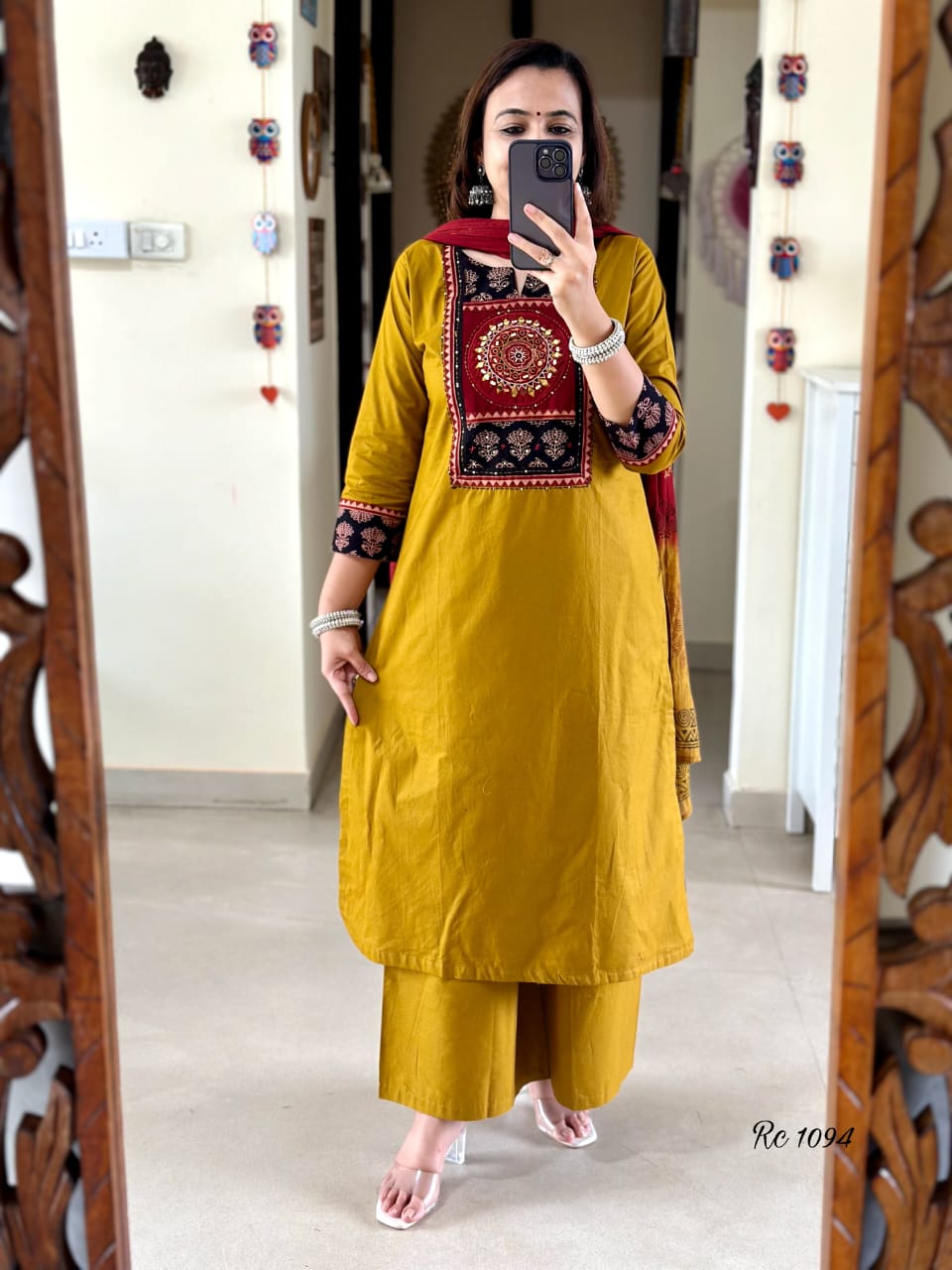 YOKE STRAIGHT KURTI PANT MALMAL DUPATTA ARRIVAL KF