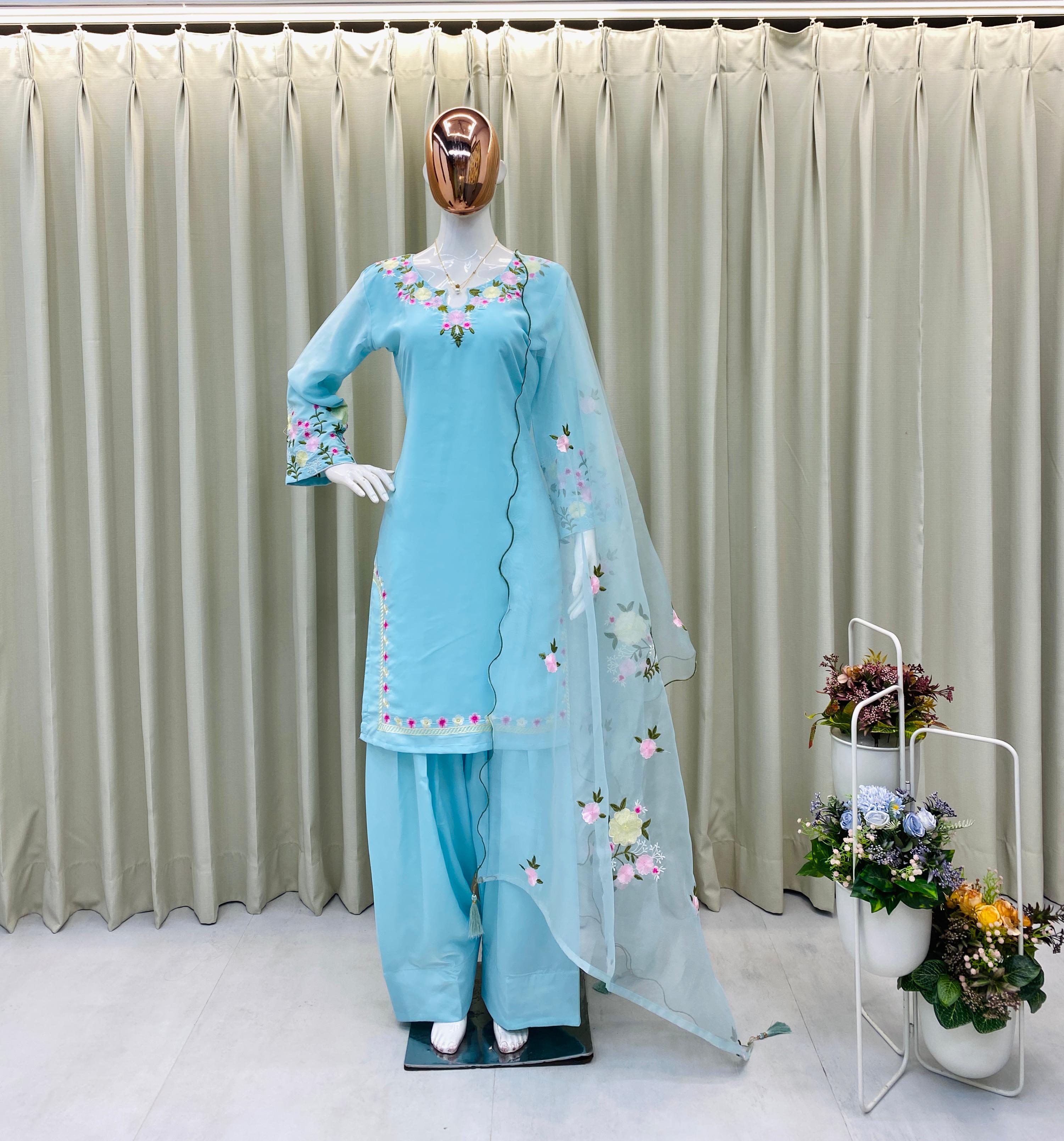 🌟 Designer Farsi Style 3-Piece Salwar Suit in French Crape with Embroidery & Organza Dupatta 🌟