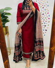 SUIT WITH EMBROIDERY & DUPATTA KF