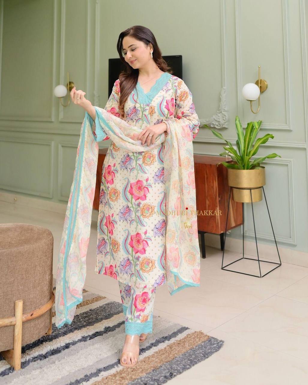 Elegant A-Line Kurta with Matching Pants & Dupatta | AL ✨