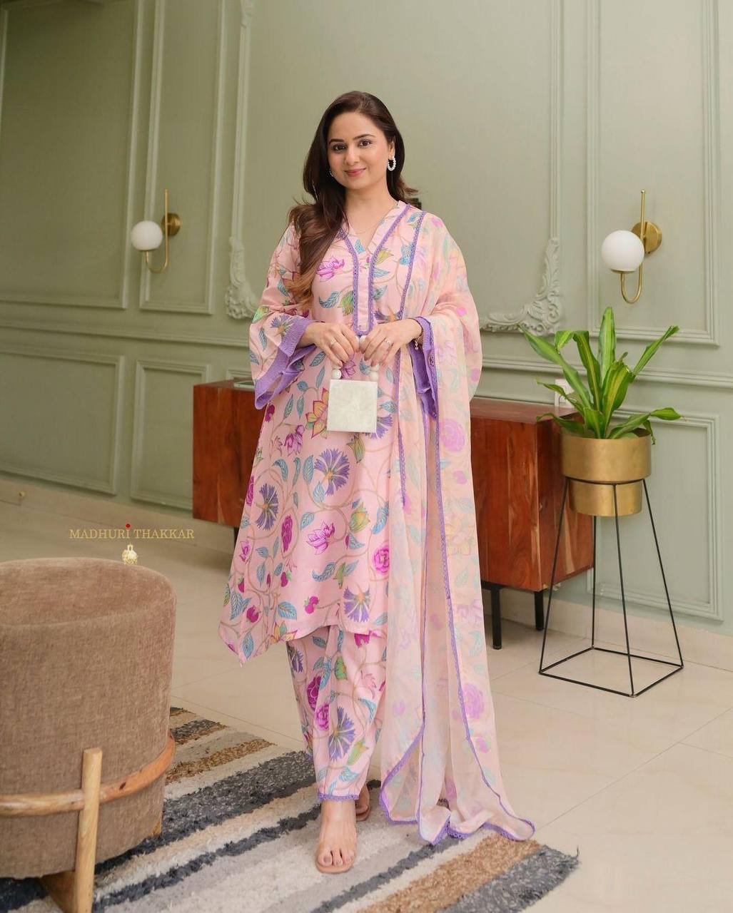 Elegant A-Line Kurta with Matching Pants & Dupatta | AL ✨