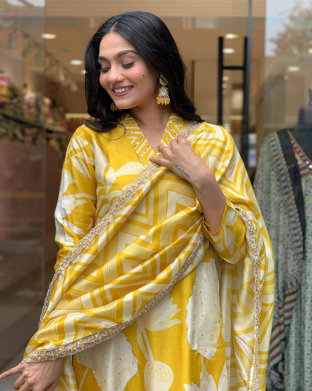 Kurta Set with Chinnon Dupatta – AL ✨