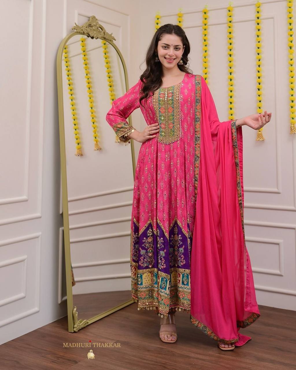 Chinon Embroidered Kurta Set with Dupatta – AL