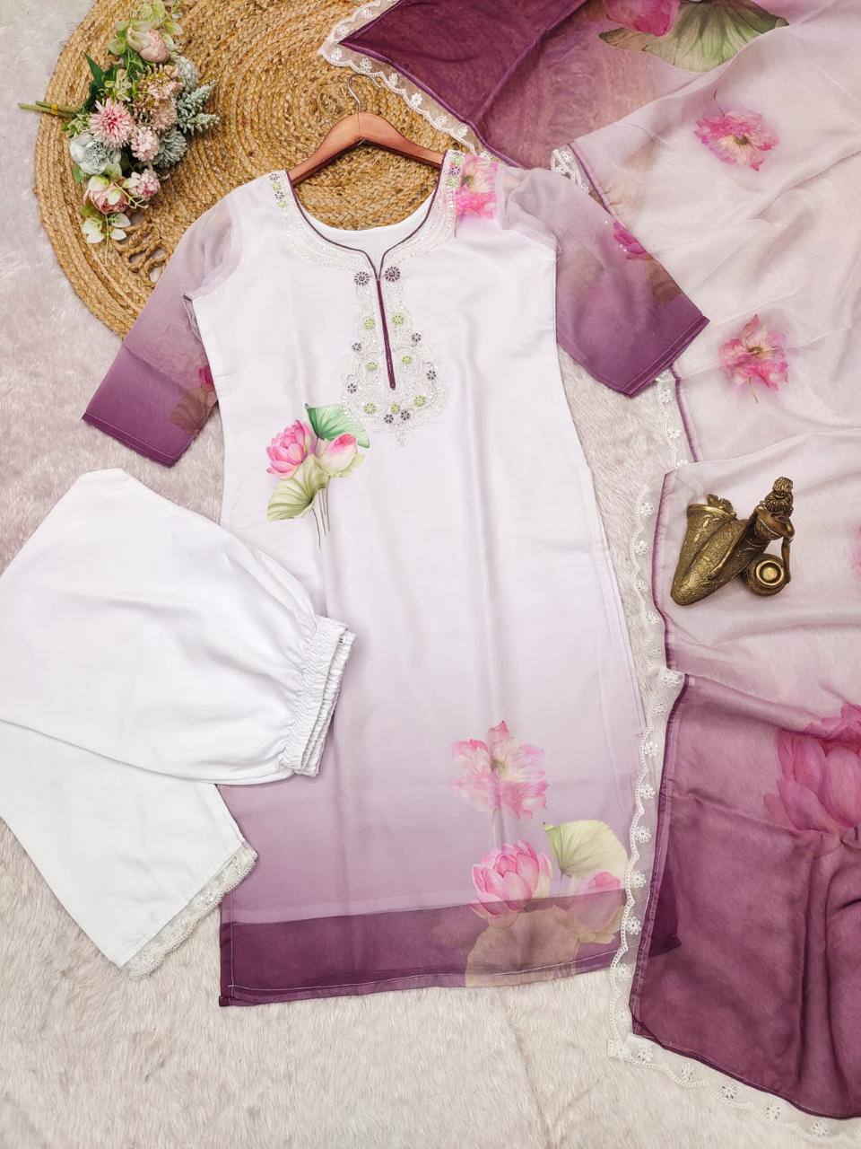 Georgette Embroidered Kurti Set – AL 🌸