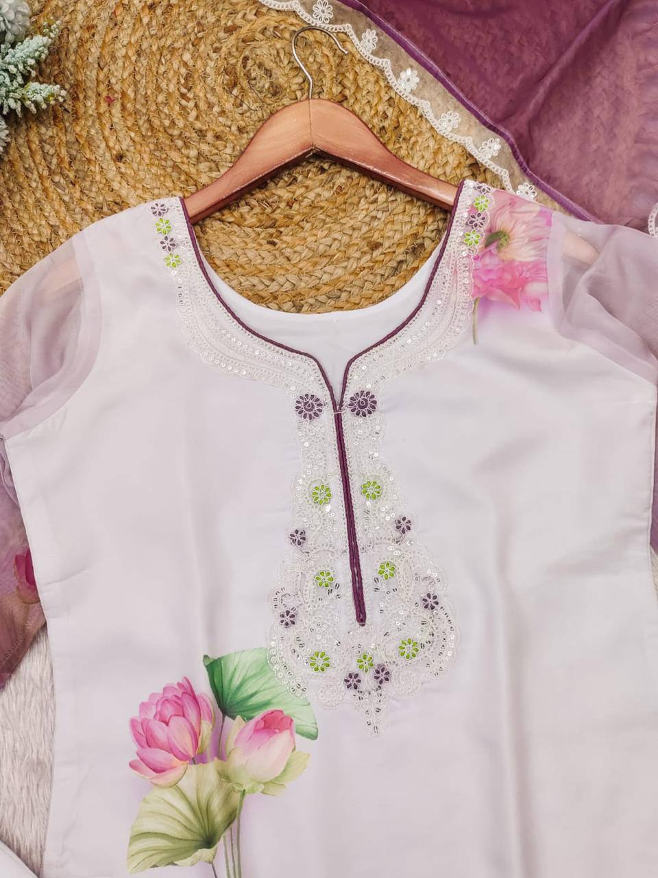 Georgette Embroidered Kurti Set – AL 🌸