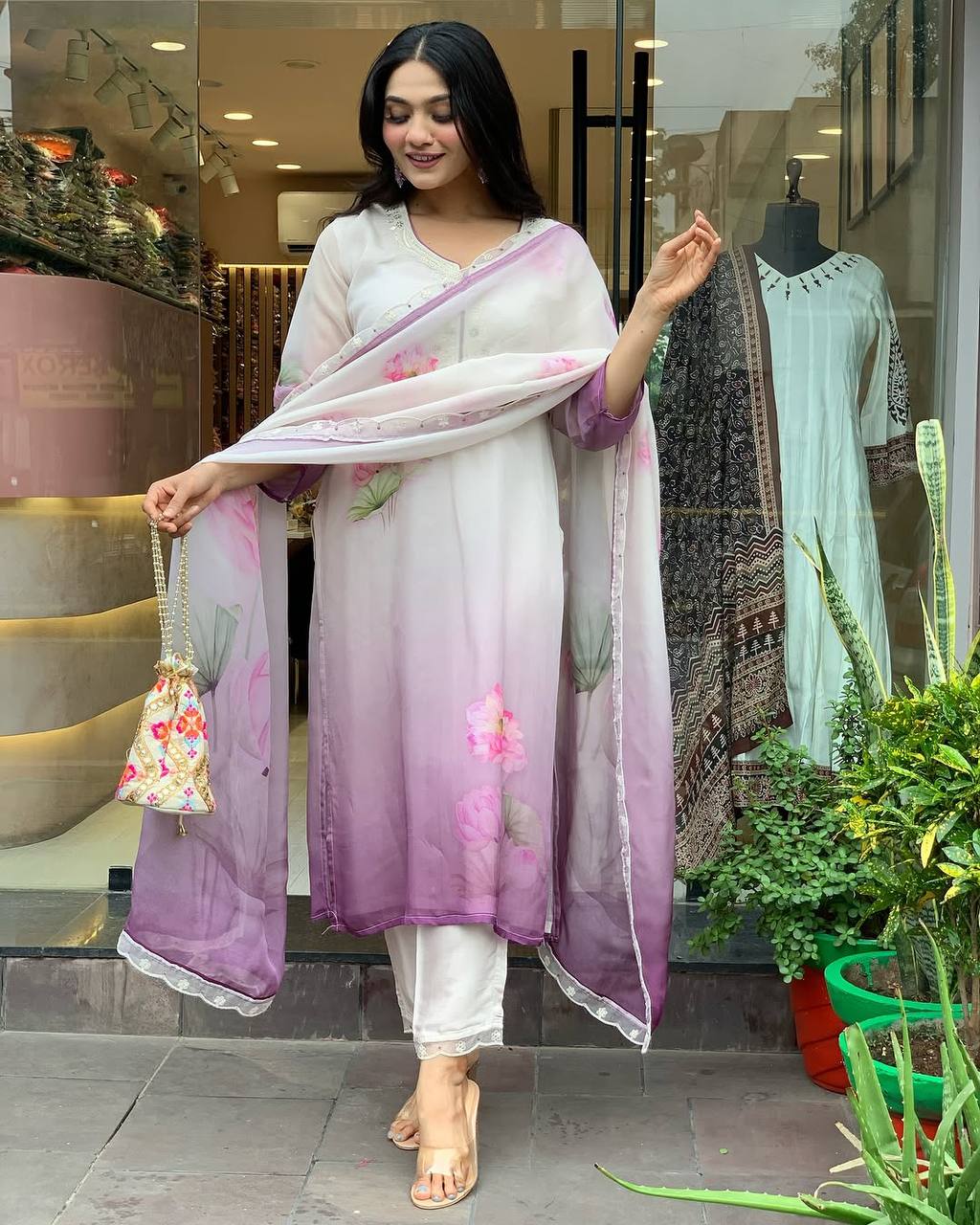 Georgette Embroidered Kurti Set – AL 🌸