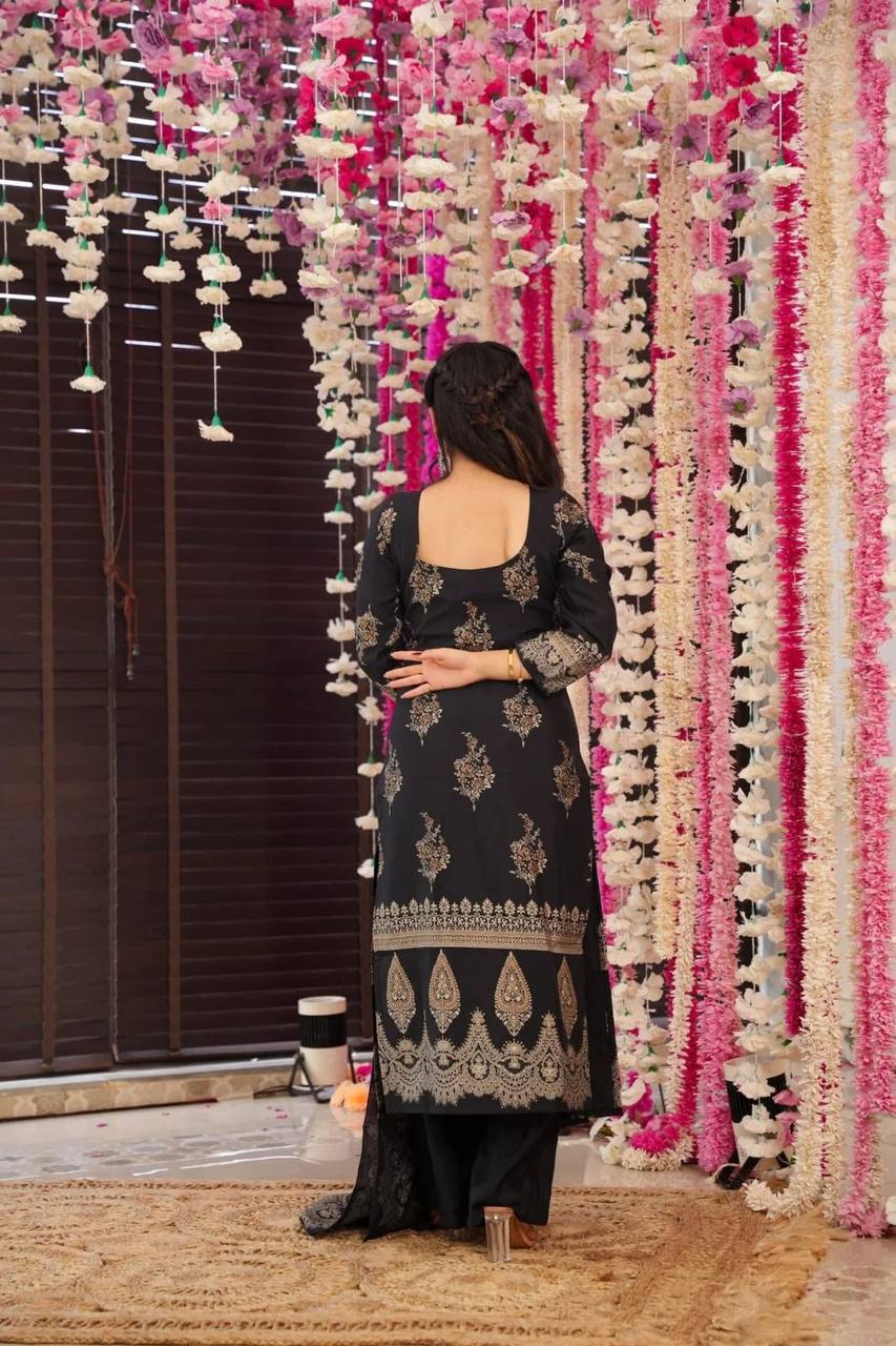 Ethnic Wear Set – Timeless Style AL ✨