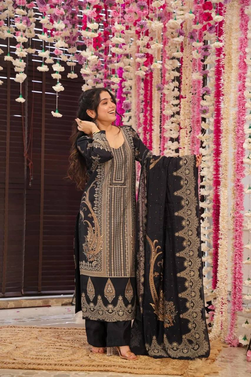 Ethnic Wear Set – Timeless Style AL ✨