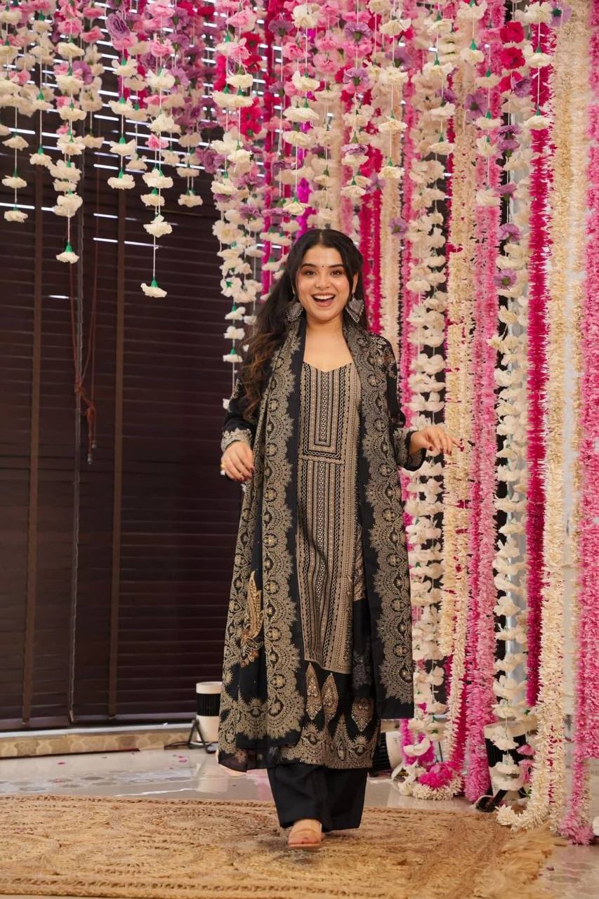 Ethnic Wear Set – Timeless Style AL ✨