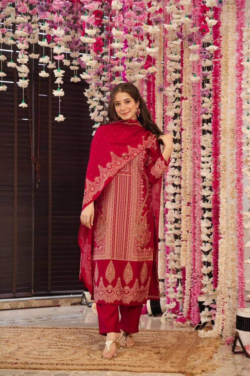 Ethnic Wear Set – Timeless Style AL ✨