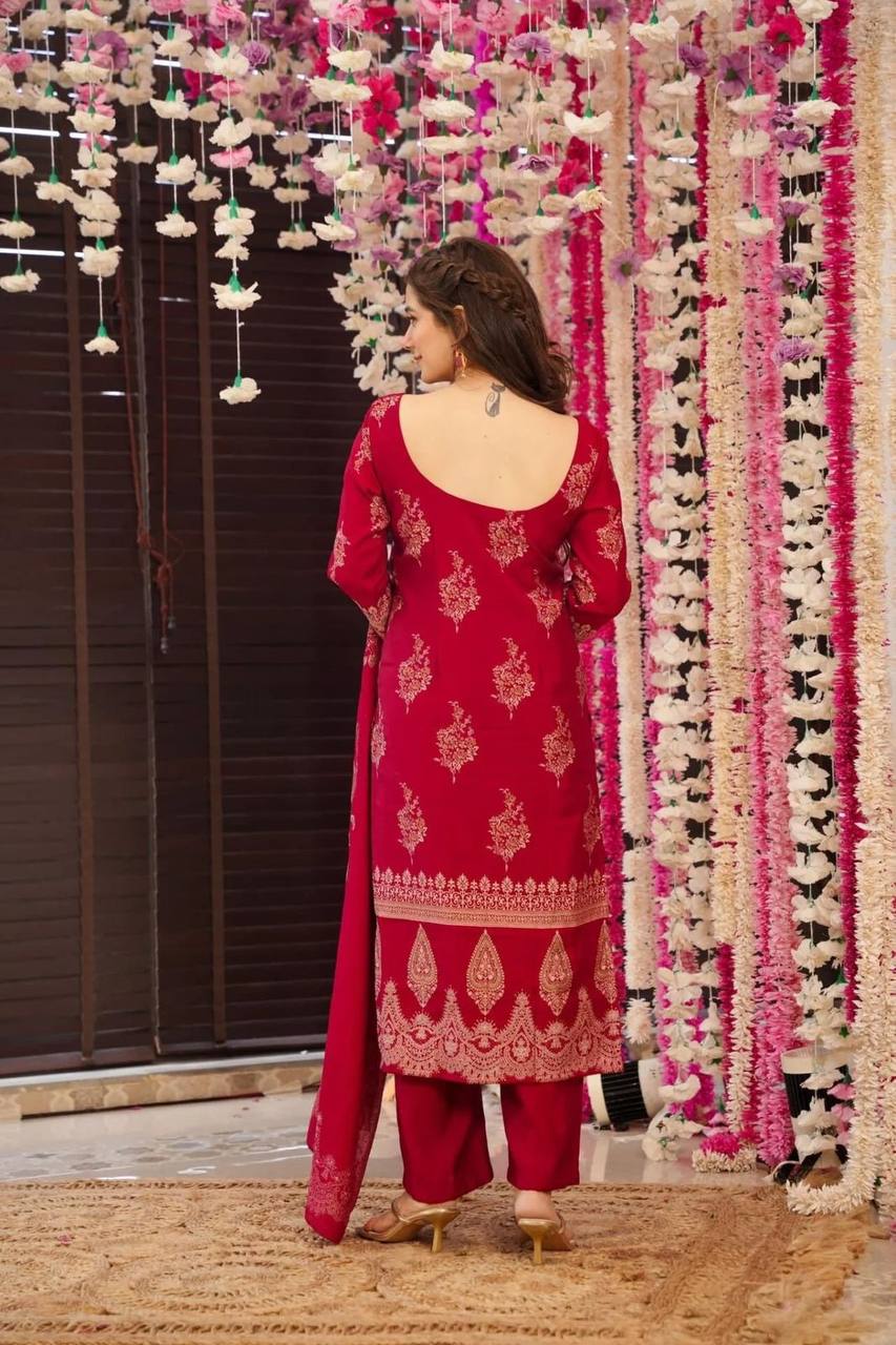 Ethnic Wear Set – Timeless Style AL ✨