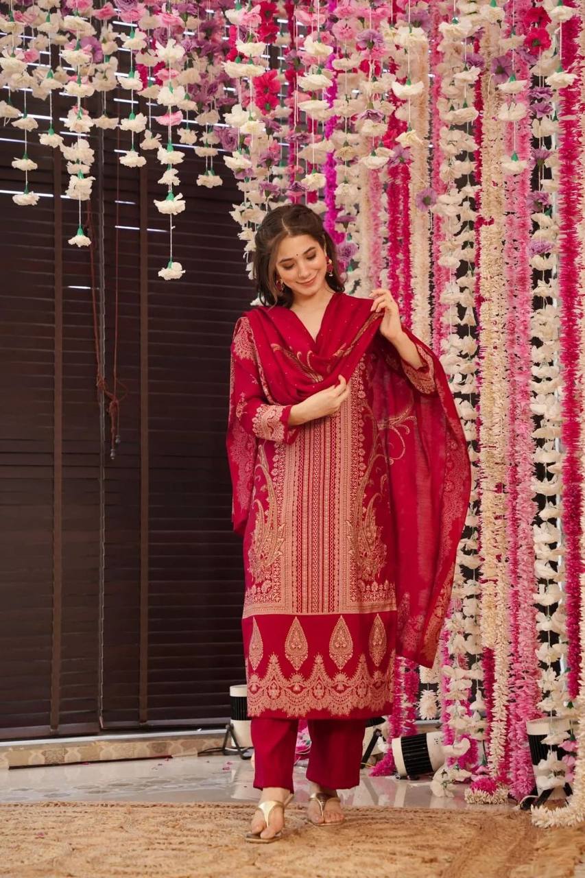 Ethnic Wear Set – Timeless Style AL ✨