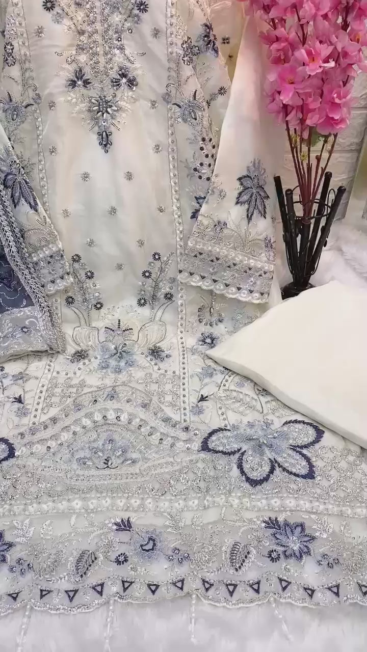 Load video: Exclusive Pakistani Organza Kurti Set